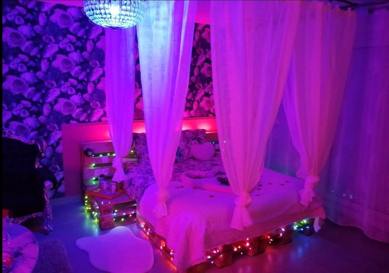Appartement Romantisme Et Glamour 2 Avec , Clim Et Jardin