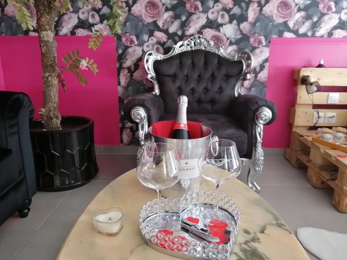 Romantisme Et Glamour 2 Avec , Clim Et Jardin Dijon