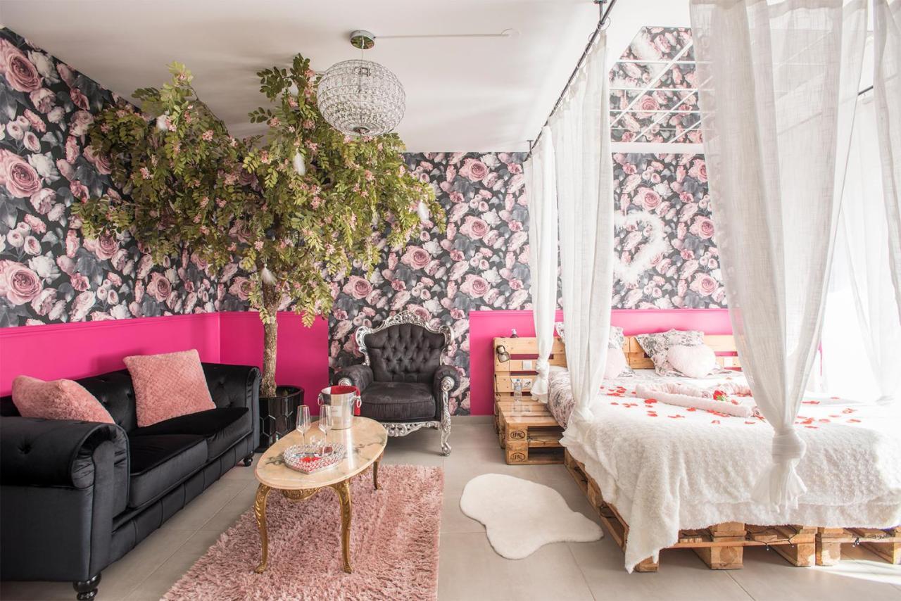 Romantisme Et Glamour 2 Avec , Clim Et Jardin Appartement